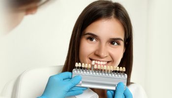 Dental Veneers Vs. Bonding: Pros and Cons